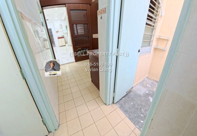 2sty House Taman SERI EMAS, Sungai Chua, Kajang (Renovated, Facing OPEN, Can Park 3~4 cars)