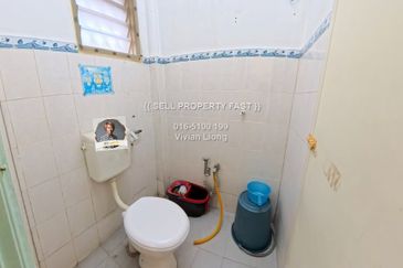 2sty House Taman SERI EMAS, Sungai Chua, Kajang (Renovated, Facing OPEN, Can Park 3~4 cars)