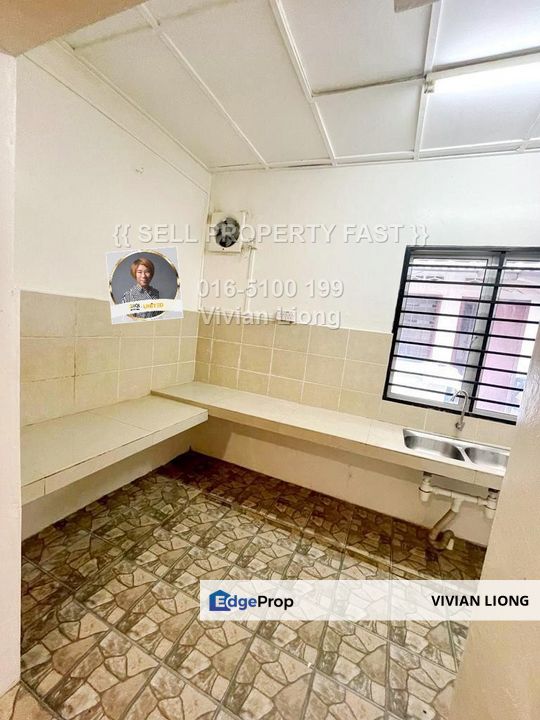 2sty House Taman PUTRA INDAH, Serdang Raya Seri Kembangan (Kitchen Extended & Fully Renovated), Selangor, Seri Kembangan