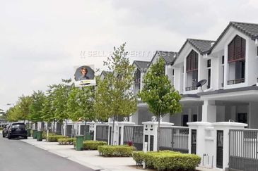 Cradleton @ Eco Majestic