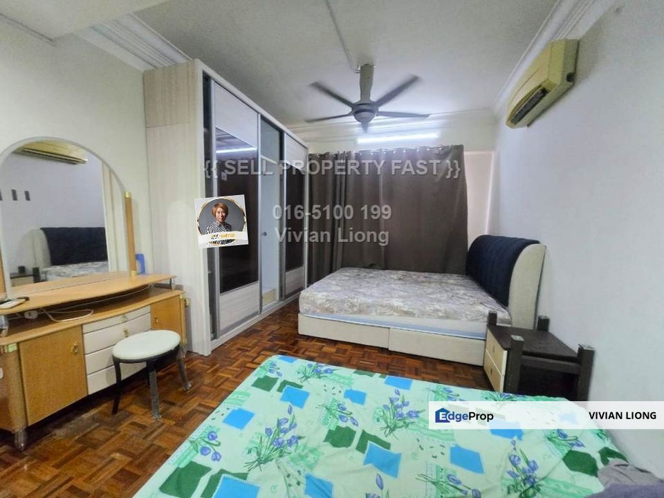 CASA VILLA Condo, Sg Chua, Kajang (CORNER LOT 1350sf) 4km to MRT, Selangor, Kajang