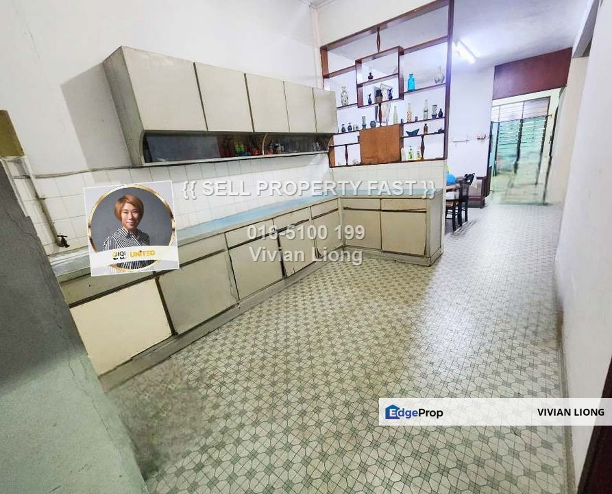 1sty House TAMAN SRI SUNGAI CHUA Kajang (20x80sf, 4room 2bath) 1.1km to MRT station, Selangor, Kajang