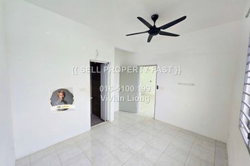 GARDEN VILLA @ Taman Tasik Semenyih Permai (1200sf with Balcony, 3room 2bath 2parking)