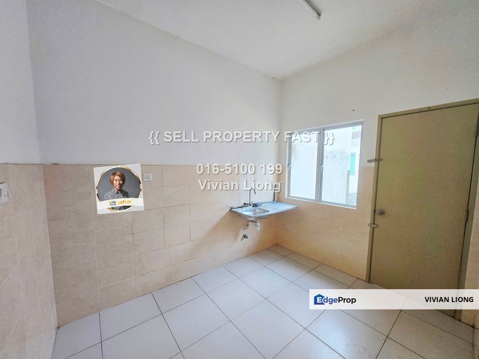 (105% FULL Loan) 2sty House RAFFLESIA  Tmn Pelangi Semenyih 2 Well Kept, Selangor, Semenyih