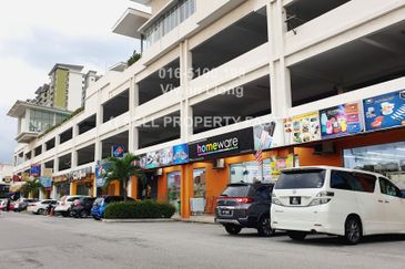G floor Shop Lot (2100sf) PEARL AVENUE Jalan Pasir Emas, Sungai Chua Kajang For Rent