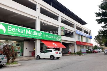 G floor Shop Lot (2100sf) PEARL AVENUE Jalan Pasir Emas, Sungai Chua Kajang For Rent