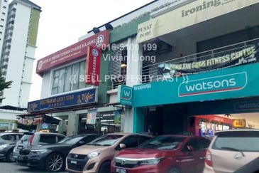 G floor Shop Lot (2100sf) PEARL AVENUE Jalan Pasir Emas, Sungai Chua Kajang For Rent