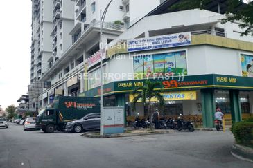 G floor Shop Lot (2100sf) PEARL AVENUE Jalan Pasir Emas, Sungai Chua Kajang For Rent