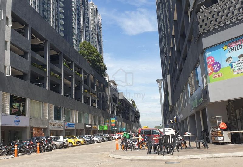  Ground Floor (2368sf, Double Ceiling) Shoplots @ CERRADO Suites, Southville Bangi