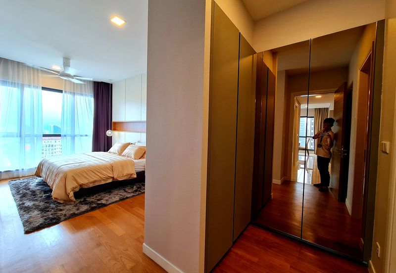 Aria Luxury Residence