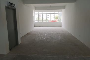 Medan Idaman Business Centre