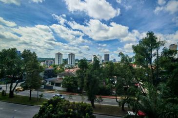 Section 13 (Seksyen 13)