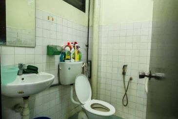 Section 13 (Seksyen 13)