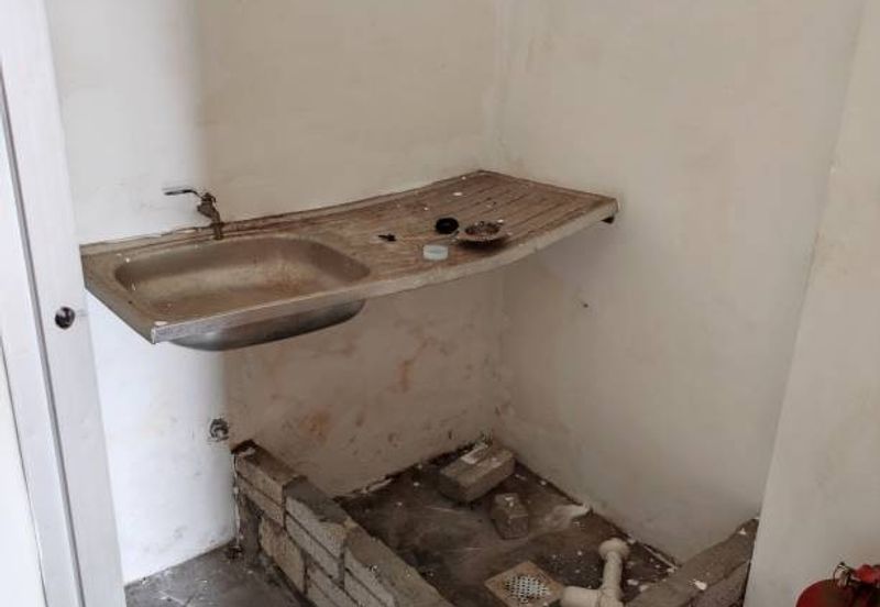 Park 51 Commerce Square