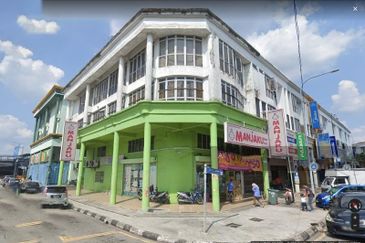 Medan Idaman Business Centre