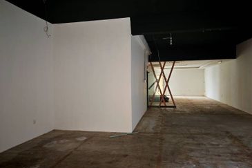 Medan Idaman Business Centre