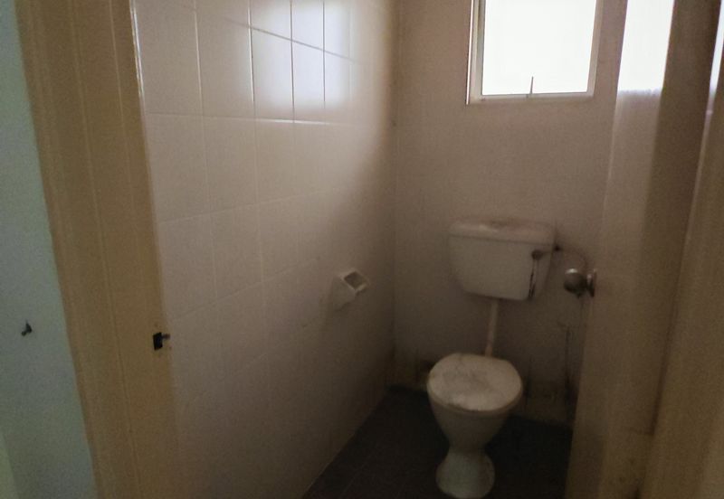 Medan Idaman Business Centre