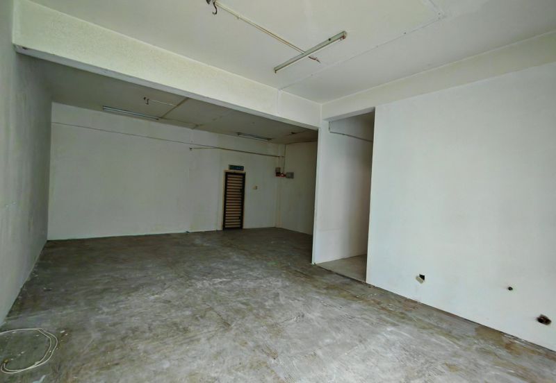 Medan Idaman Business Centre