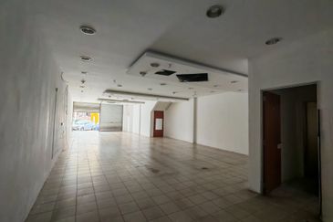 Medan Idaman Business Centre