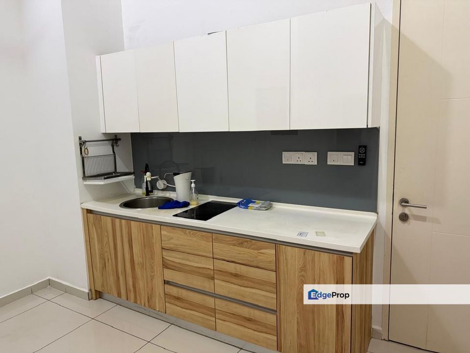 Avenue DVogue Suites PJ sec 13 nr UM Jaya 33, Selangor, Petaling Jaya