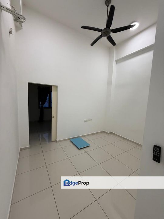 Avenue DVogue Suites PJ sec 13 nr UM Jaya 33, Selangor, Petaling Jaya