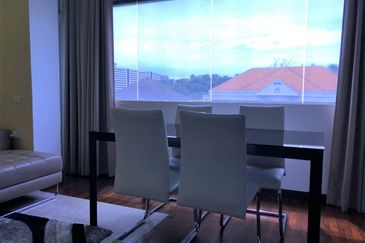 10 Semantan Suites (Sematan Avenue)