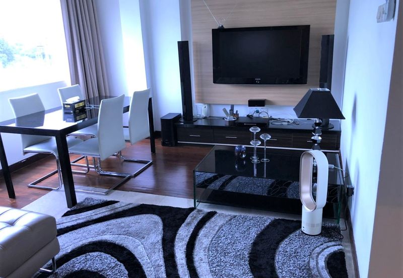 10 Semantan Suites (Sematan Avenue)