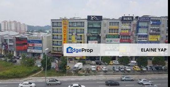 Shop office/show room at ONE PUCHONG facing LDP , Selangor, Puchong