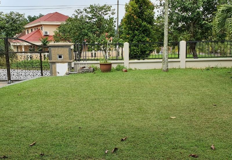 Persiaran Puncak Alam 1 