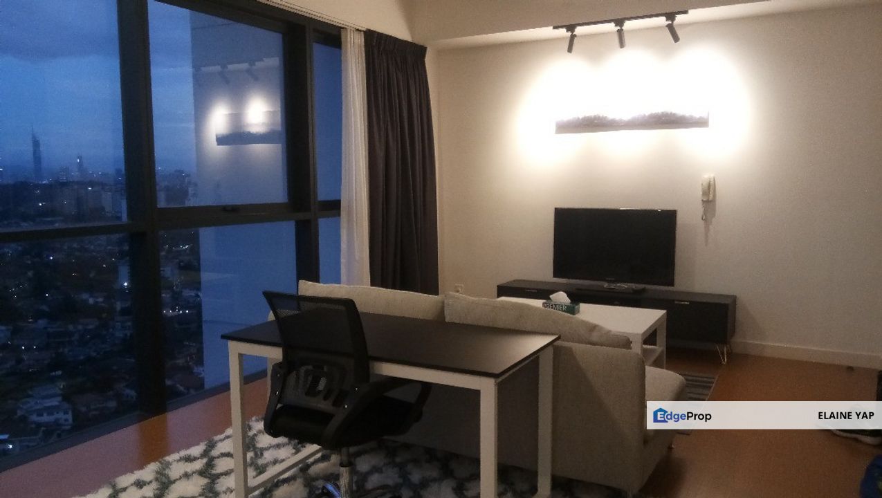 Strategic & Cozy Fully Furnished Duplex Dual-Key Unit @ The Hub SS2, Selangor, Petaling Jaya