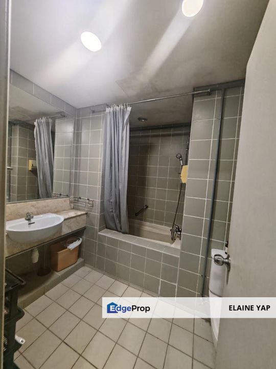 Panoramic Lake View Studio Unit For RENT @ Amcorp Serviced Suites, Selangor, Petaling Jaya