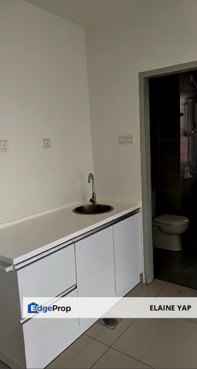 Spacious Studio Corner Unit For Rent @ PJ5 Soho, Kelana Jaya, Selangor, Kelana Jaya