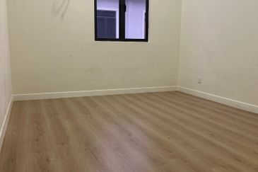 Monet Springtime @ Sunsuria City