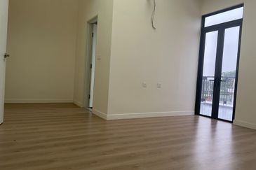 Monet Springtime @ Sunsuria City