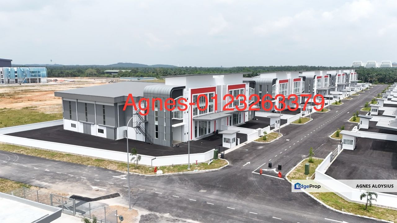 🏡Semi detached factory at Suria Industrial Park (SIP), Sepang, Selangor , Selangor, Sepang