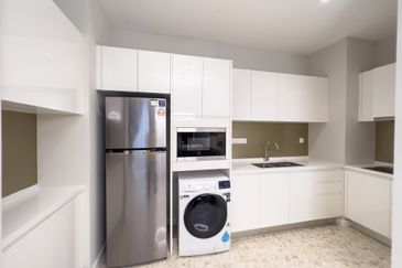 Pavilion Ceylon Hill