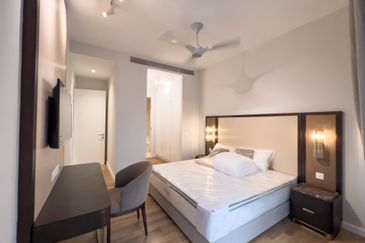 Pavilion Ceylon Hill