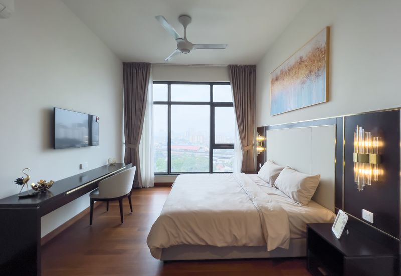 Oxford Residences @ Pavilion Embassy