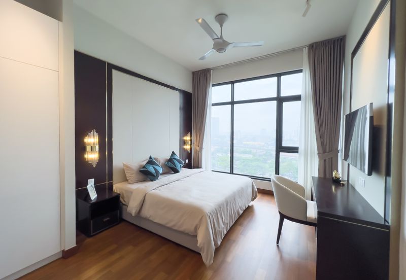 Oxford Residences @ Pavilion Embassy