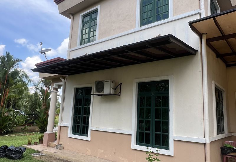 Jalan Warisan Setia 5/9