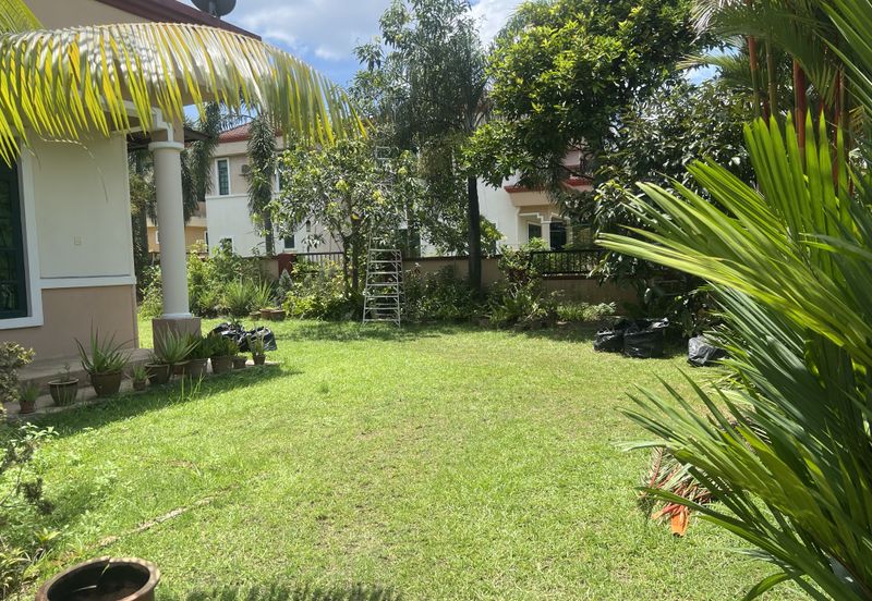 Jalan Warisan Setia 5/9