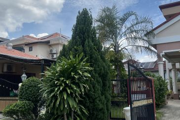 Jalan Warisan Setia 5/9