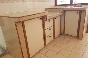 Subang Perdana Goodyear Court 10