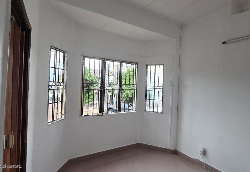 Taman Sri Subang PJS 10