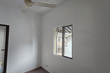 Taman Sri Subang PJS 10