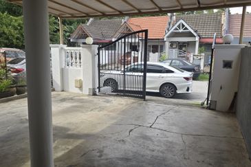 Jalan Bandar Kinrara 3/1B