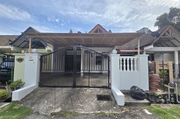 Jalan Bandar Kinrara 3/1B