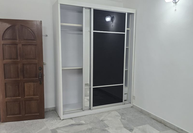 Jalan Bandar Kinrara 3/1B