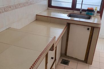 Subang Perdana Goodyear Court 10