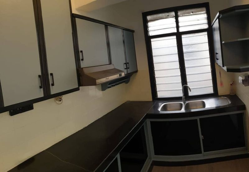 Subang Perdana Goodyear Court 7